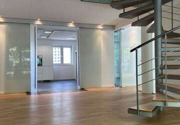 Wohnung Düsseldorf Düsseltal - 4 Zimmer, 167 m&sup2;, 2.950&euro; | Angebot:27331975