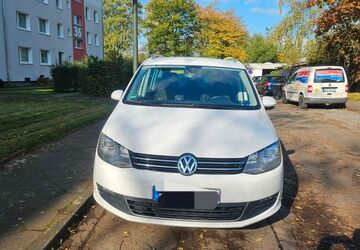 VW Sharan 195.000 km 7.900 &euro; Düsseldorf 40472