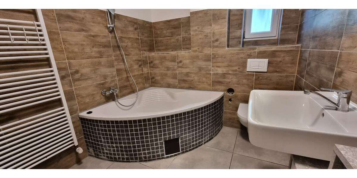 Etagenwohnung Wuppertal Nützenberg - 4 Zimmer, 103 m&sup2;, 800&euro; | Angebot:27363791