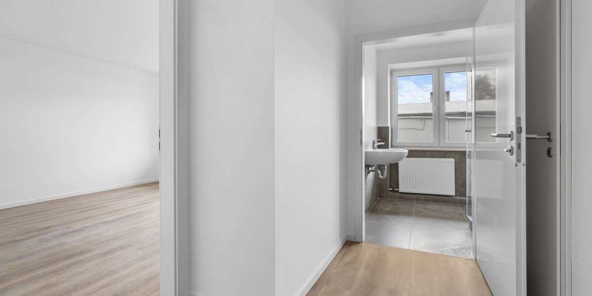 Etagenwohnung Düsseldorf-Bilk Bilk - 1 Zimmer, 37 m&sup2;, 1.390&euro; | Angebot:27370455