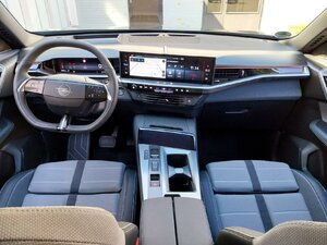 Opel Grandland X GS KAM SHZ LHZ CARPLAY ANDROID AUTO 3.700 km 33.980 &euro; HAAN 42781