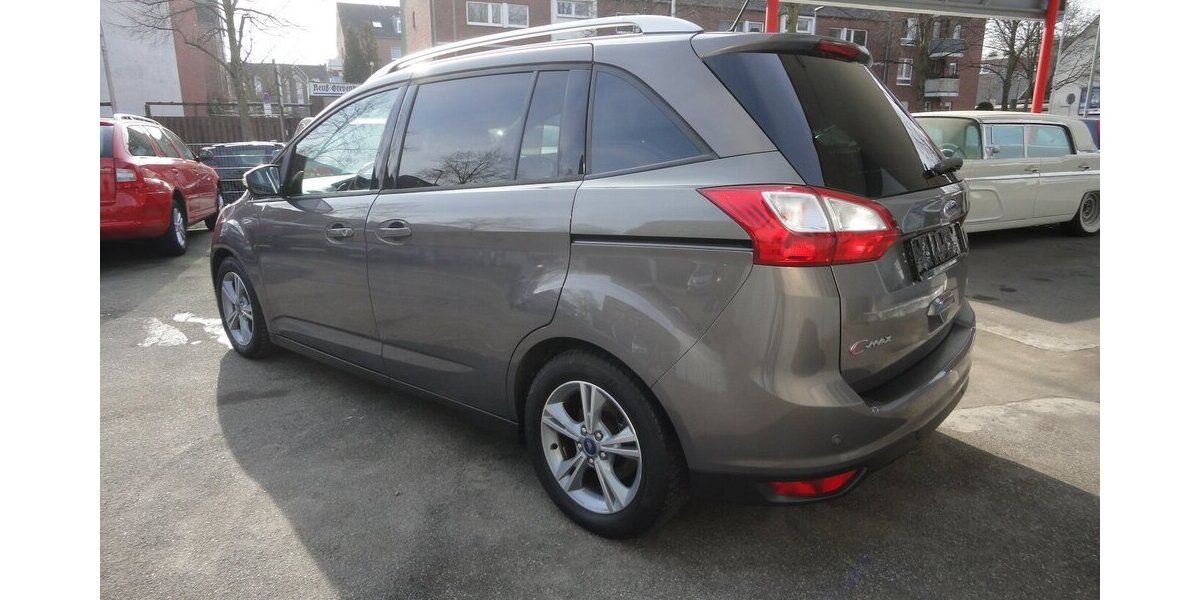 Ford Grand C-Max SYNC Edit. 1,6L/110KW Klima+PDC Top 170.000 km 4.500 &euro; Neuss 41462