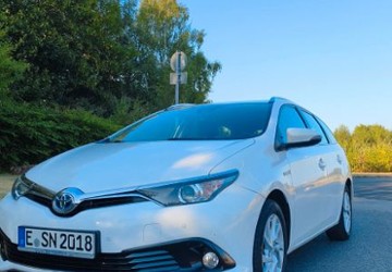 Toyota Auris Touring Sports 226.000 km 9.750 &euro; Essen 45143