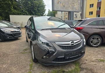 Opel Zafira 98.000 km 9.800 &euro; Essen 45144