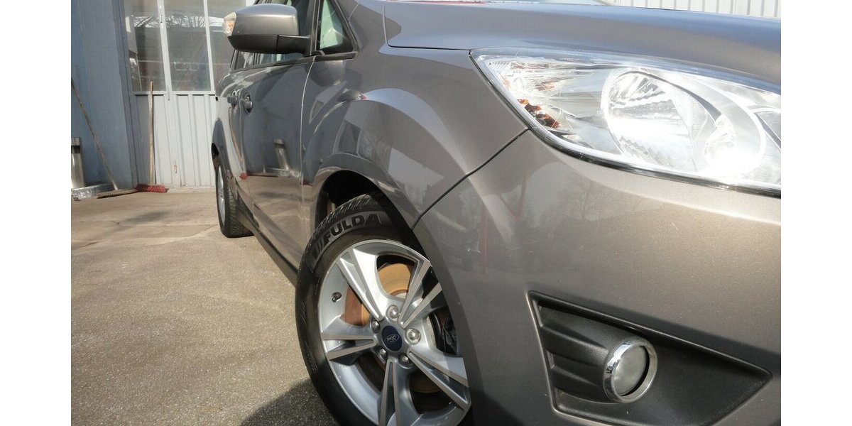 Ford Grand C-Max SYNC Edit. 1,6L/110KW Klima+PDC Top 170.000 km 4.500 &euro; Neuss 41462