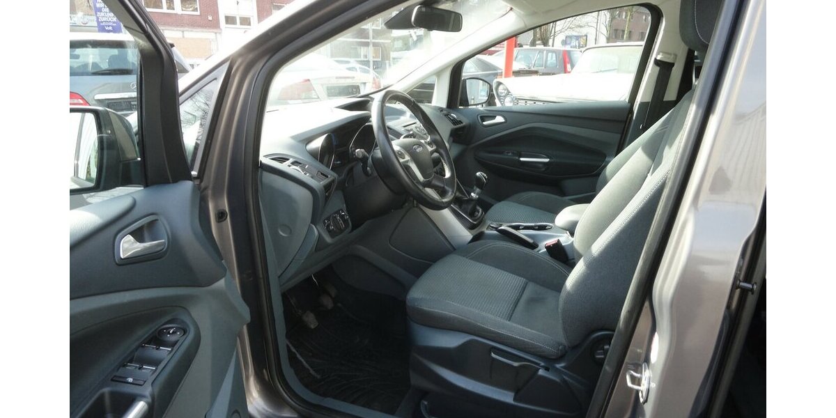 Ford Grand C-Max SYNC Edit. 1,6L/110KW Klima+PDC Top 170.000 km 4.500 &euro; Neuss 41462