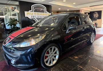 Peugeot 207 196.911 km 3.450 &euro; Essen 45139