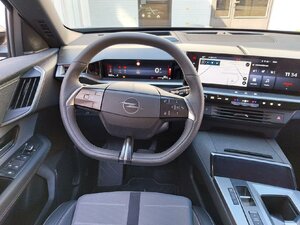 Opel Grandland X GS KAM SHZ LHZ CARPLAY ANDROID AUTO 3.700 km 33.980 &euro; HAAN 42781
